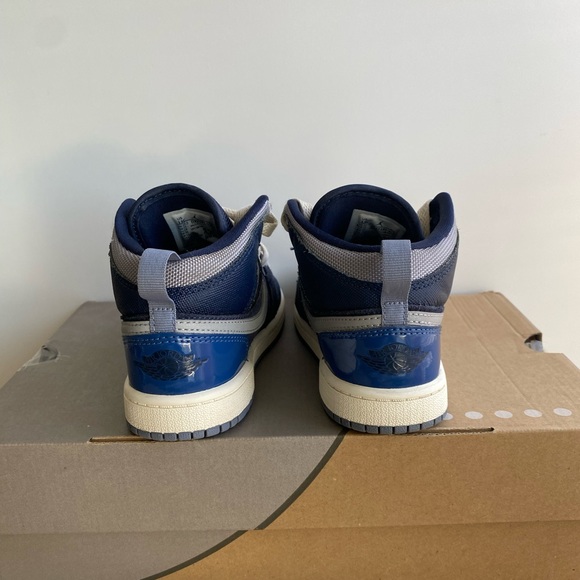 Nike Air Jordan 1 Mid SE Craft Kids Sneakers- SZ 13 C - Picture 7 of 13